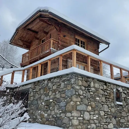 L'ourson, Unique Charming Place Шале *